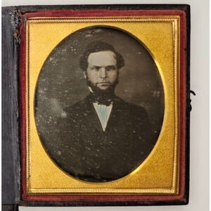 1/6th Plate Daguerreotype Of A Man In Half A Union Case With Cover